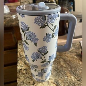 HydroJug Floral Blue and White Tumbler